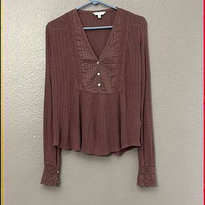 Lucky Brand Womans Pint Tuck Bib Pullover Blouse size Small Mauve colored